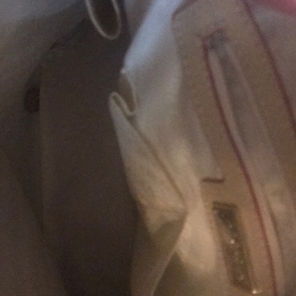 Purse - Picture 2 of 3